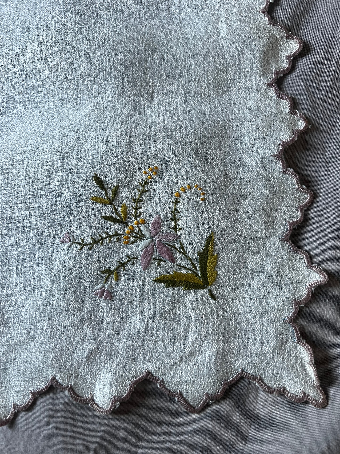 ★色刺繍クロス