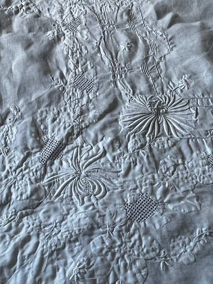 白刺繍大判クロス