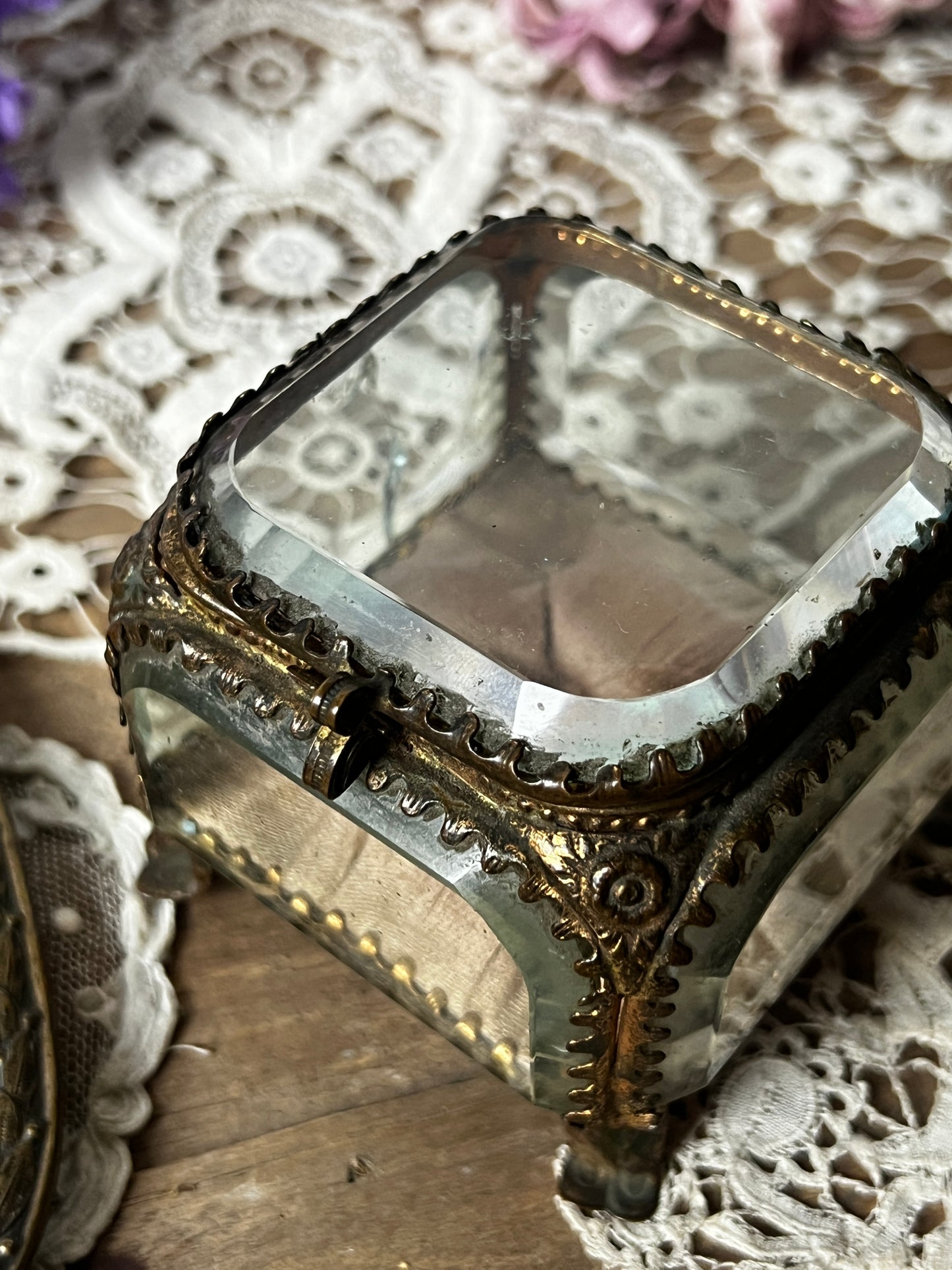 ★ガラスのジュエリーケース(ダメージ)