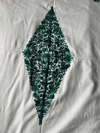 ★コルネリー刺繍の大判クロス
