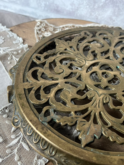 ★真鍮製鍋敷き