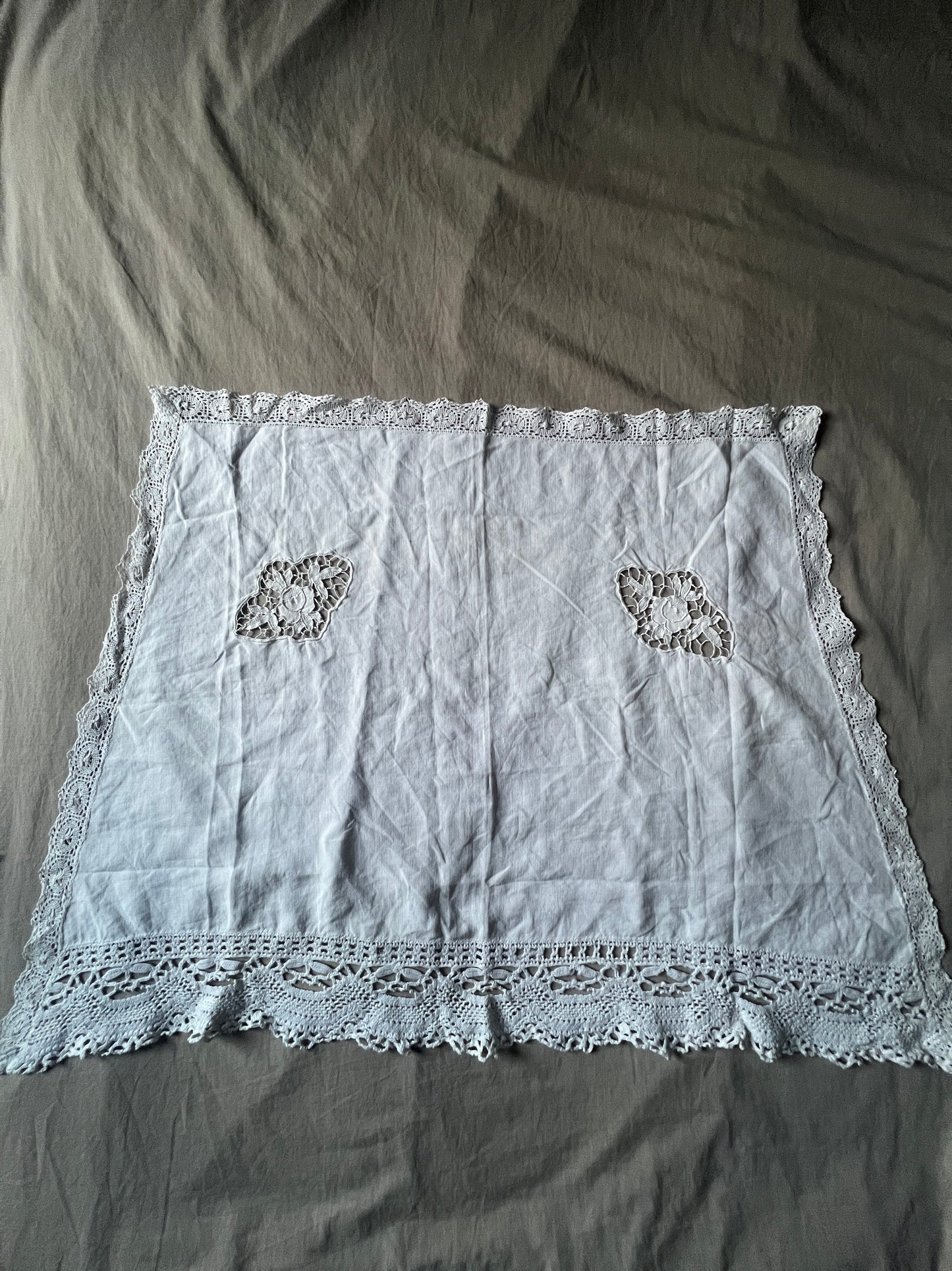 台形リネンクロス