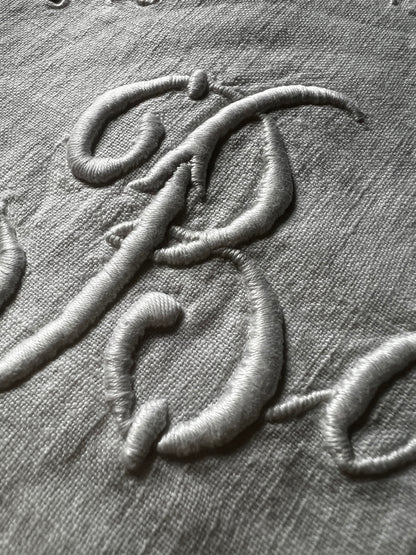 ★刺繍のランジェリーサック(Bonsoir)