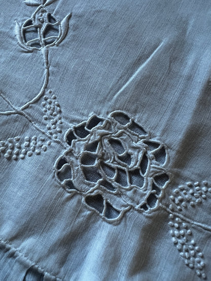 ★フリルのクッションカバー