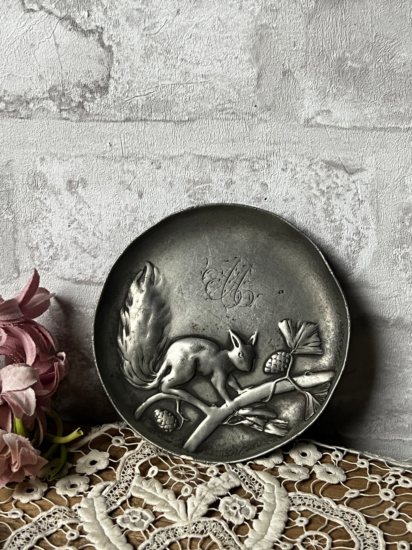 ★リスとモノグラムの小皿