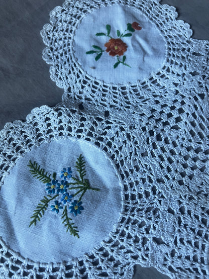 お花の刺繍のクロスセット