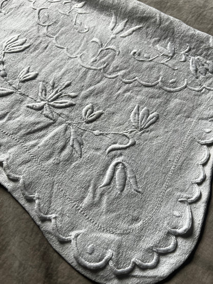 白刺繍ランジェリーサック