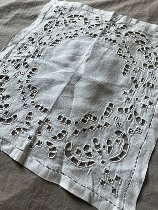 カットワーククロス