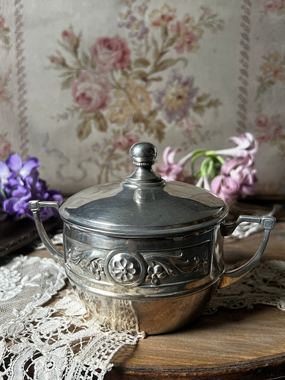 銀のボンボニエール