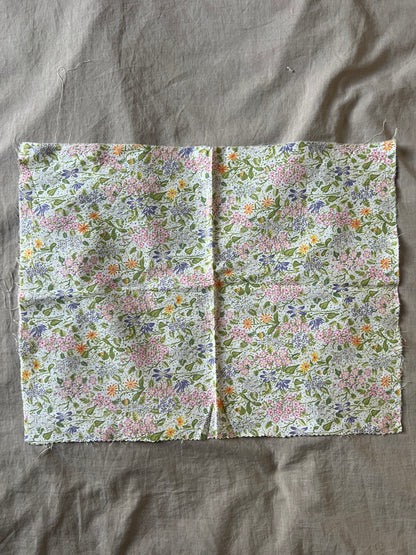 ビンテージプリント端布