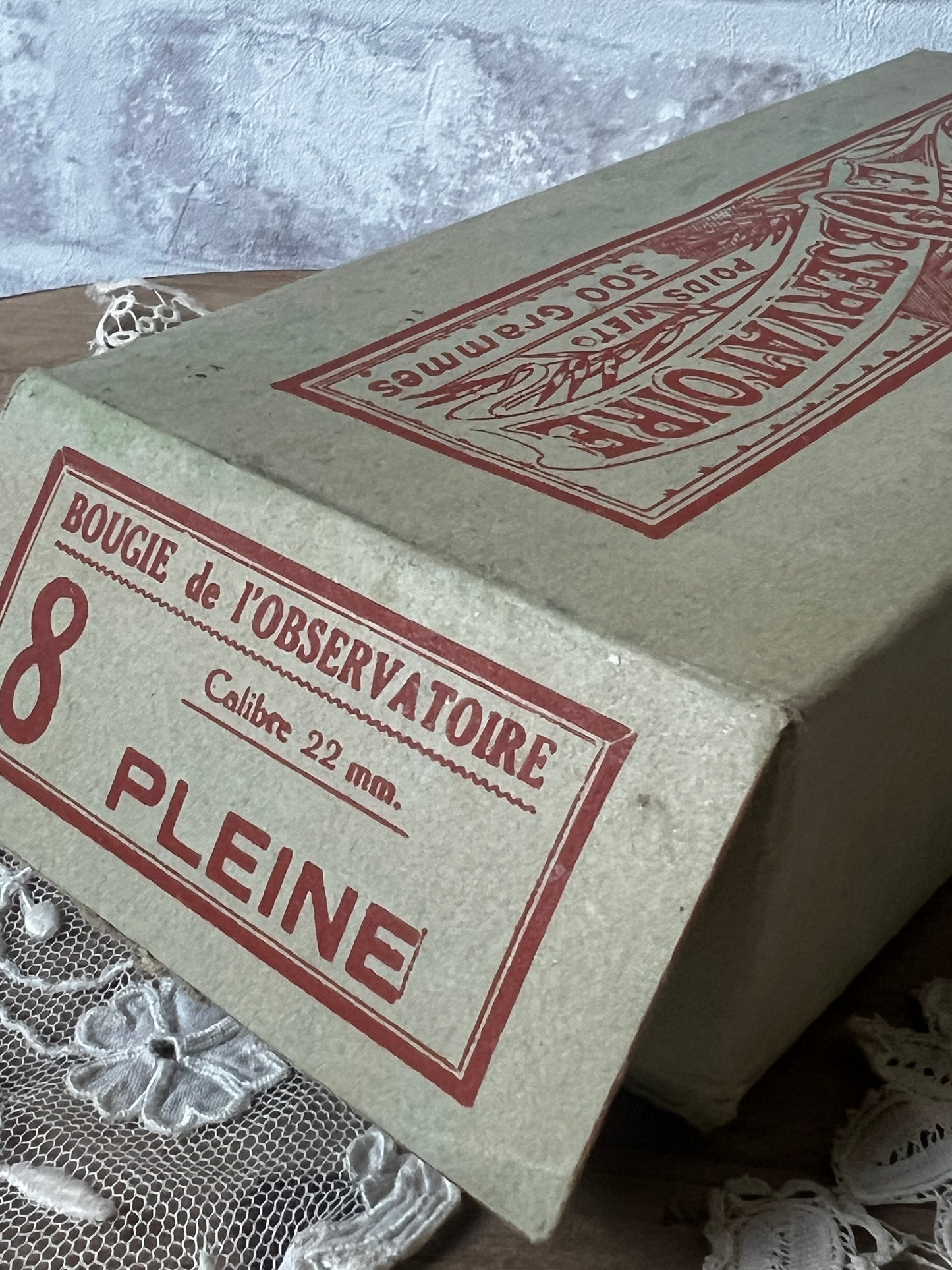 紙箱入りろうそく(OBSERVATOIR)