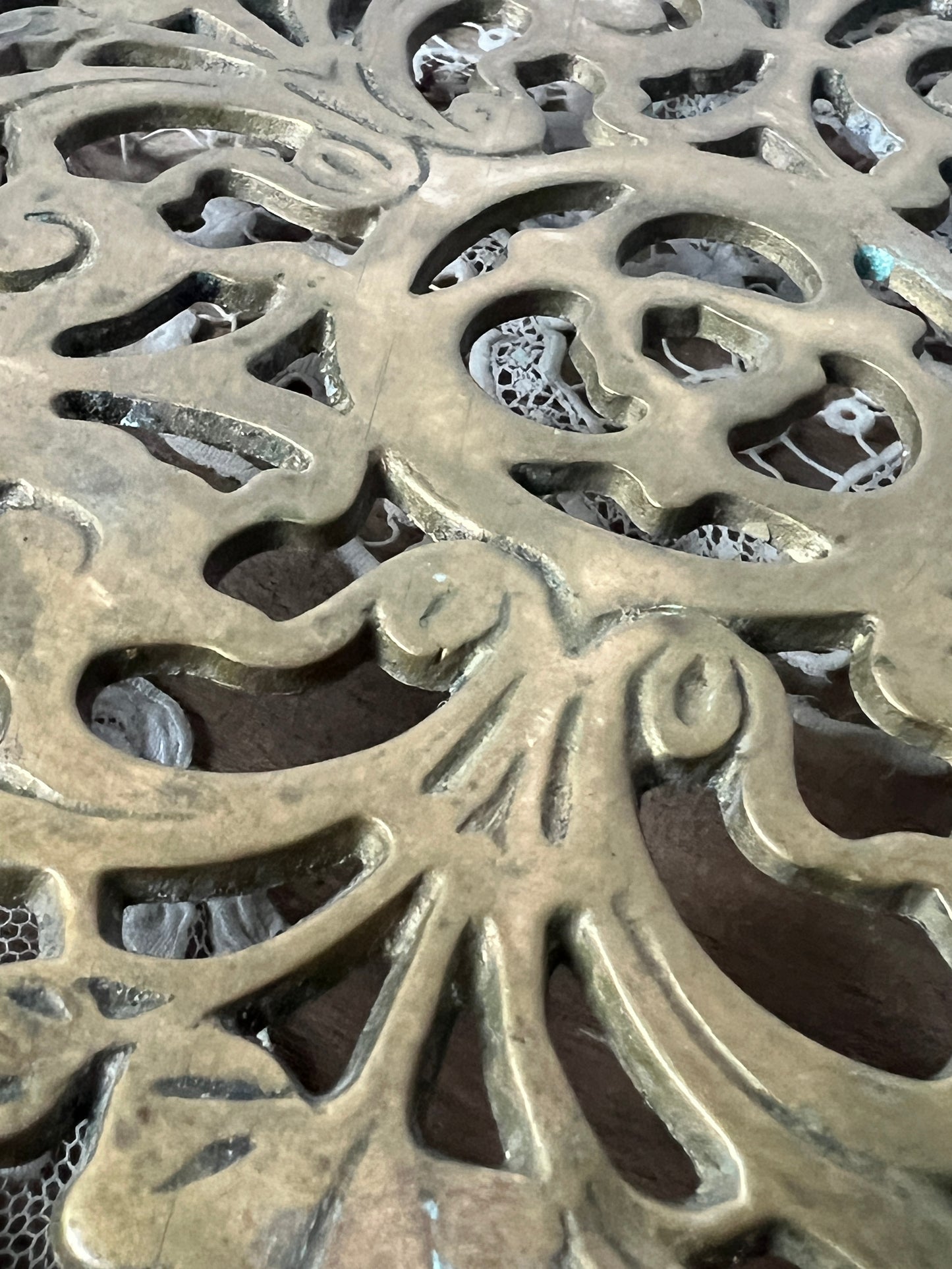 ★真鍮製鍋敷き