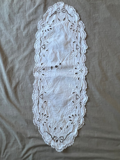 カットワーク刺繍クロス(ダメージ)