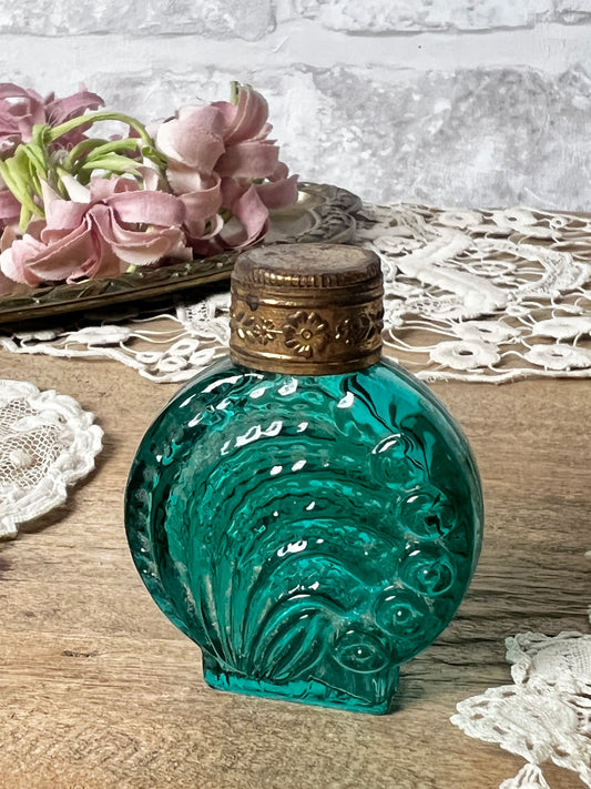 ★古い小瓶(ブルーグリーン)
