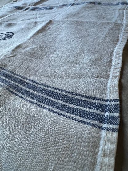 モノグラム刺繍入りリネントルション