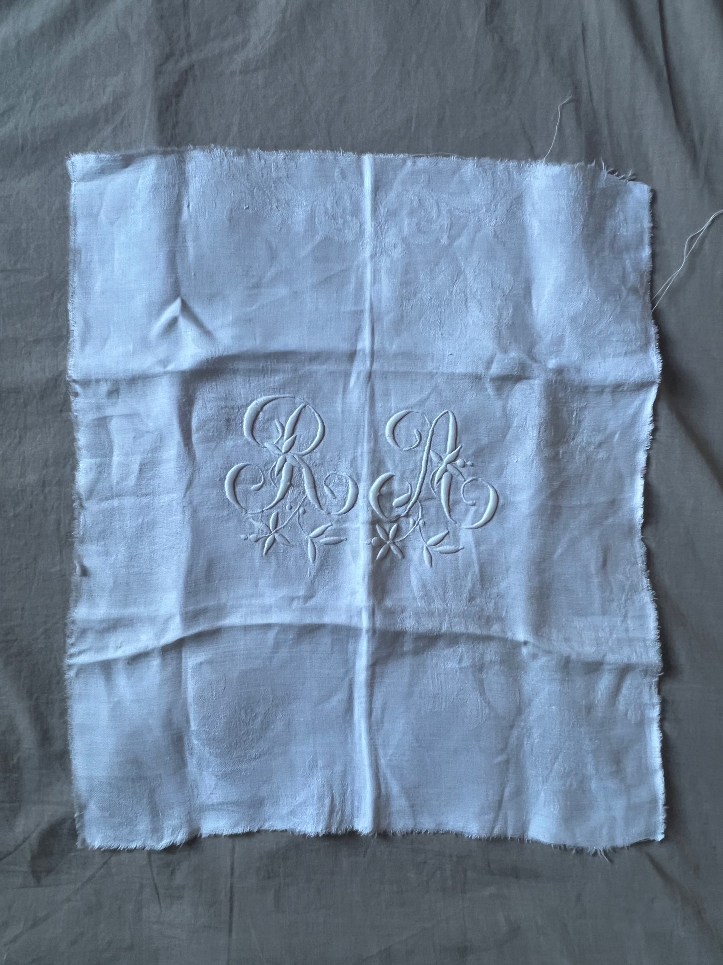 モノグラム刺繍端布セット