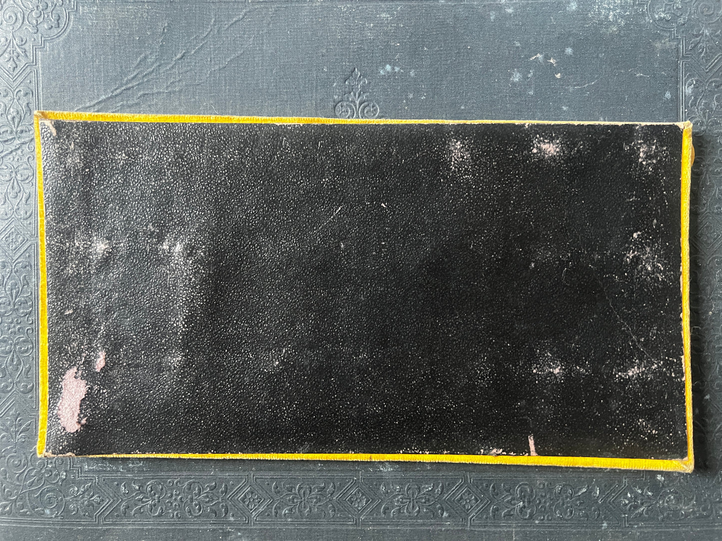 アンティークメダイ見本ボード