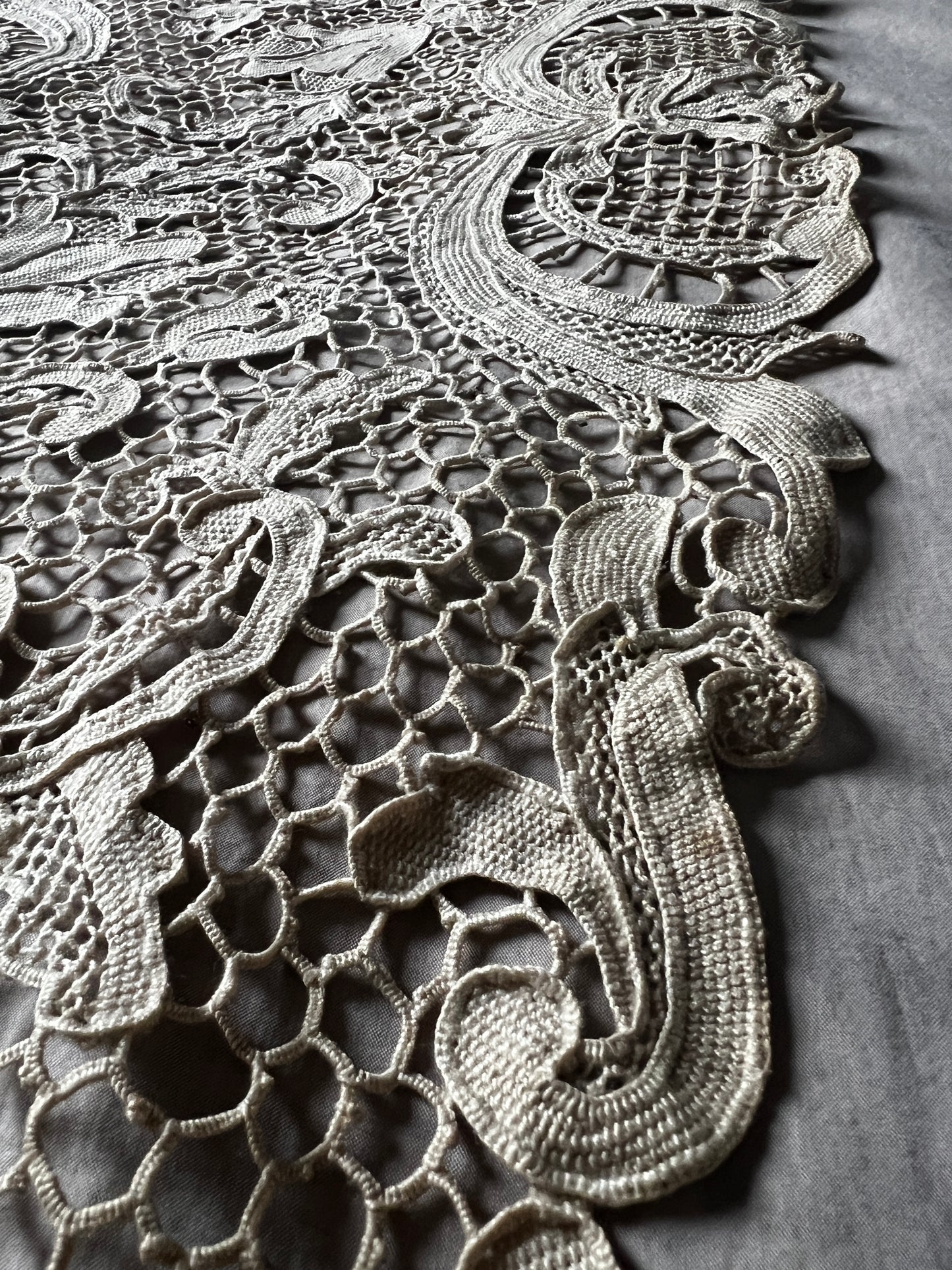 ★ニードルレース楕円クロス