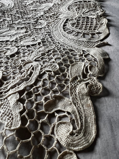 ★ニードルレース楕円クロス