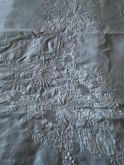 白刺繍大判クロス