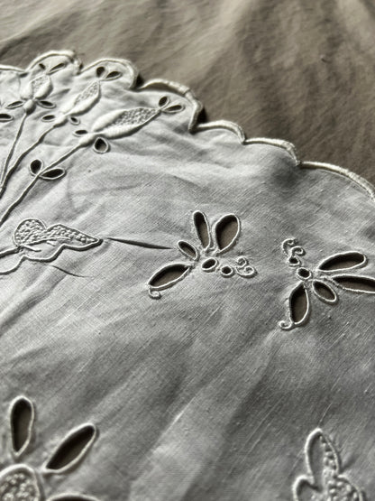 カットワーククロス