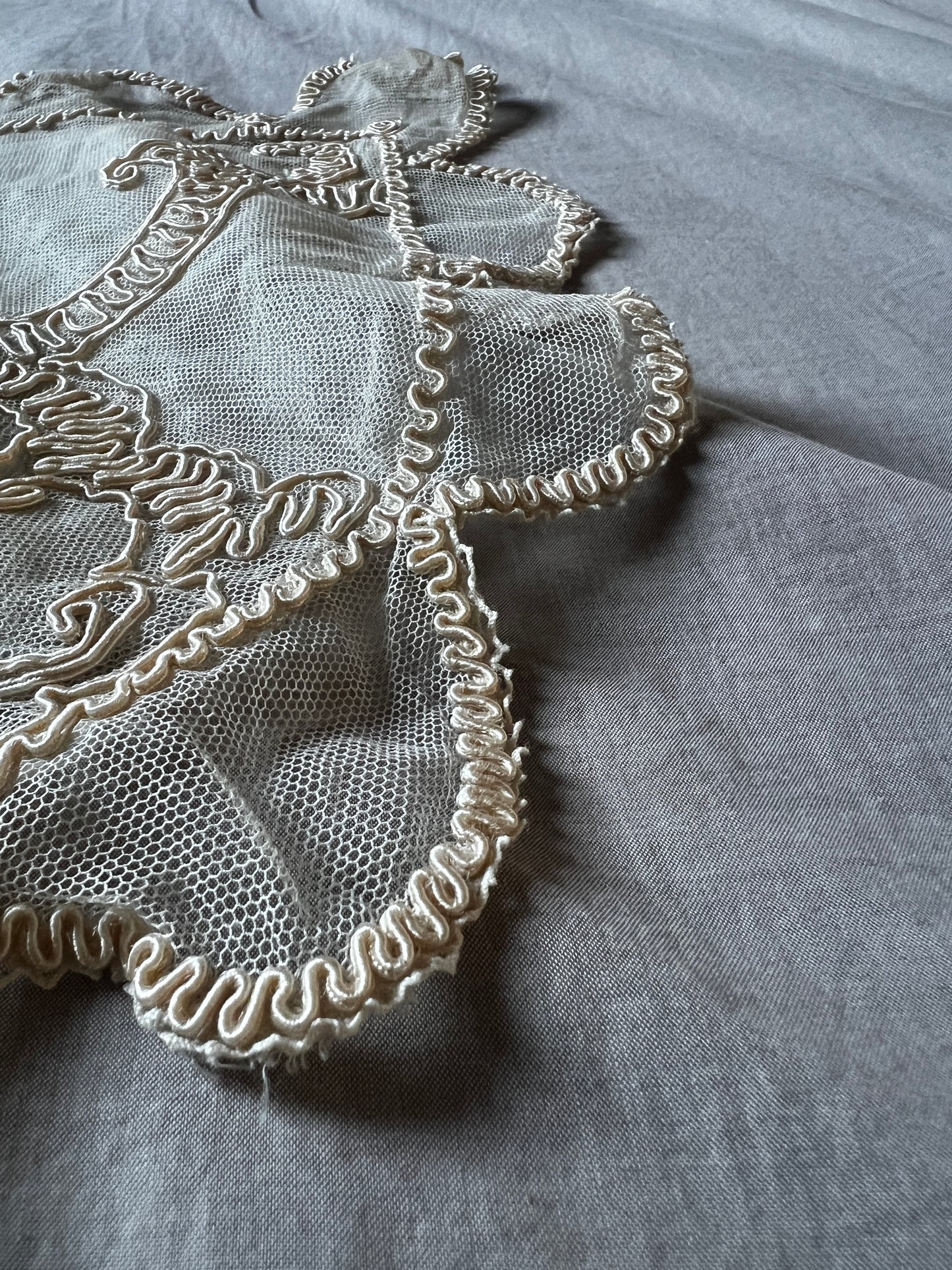 チュールレースクッションカバー