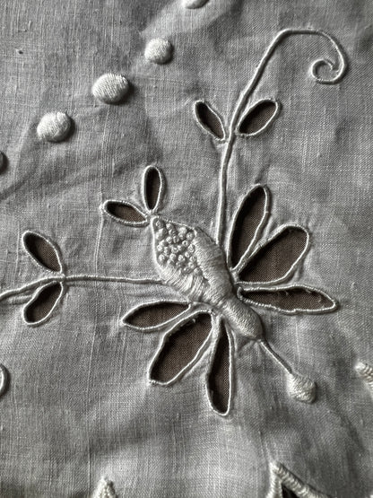 カットワーククロス