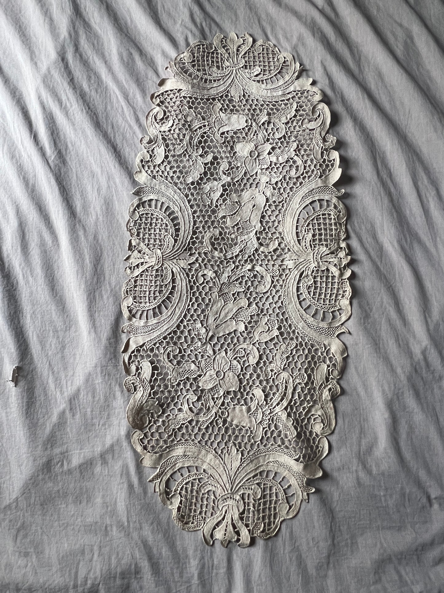 ★ニードルレース楕円クロス