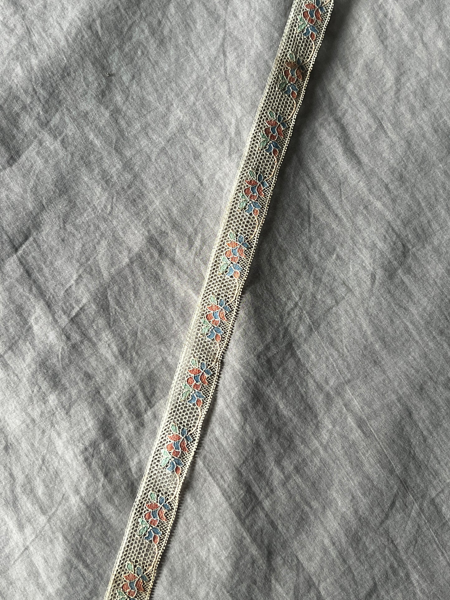 アンティークレース