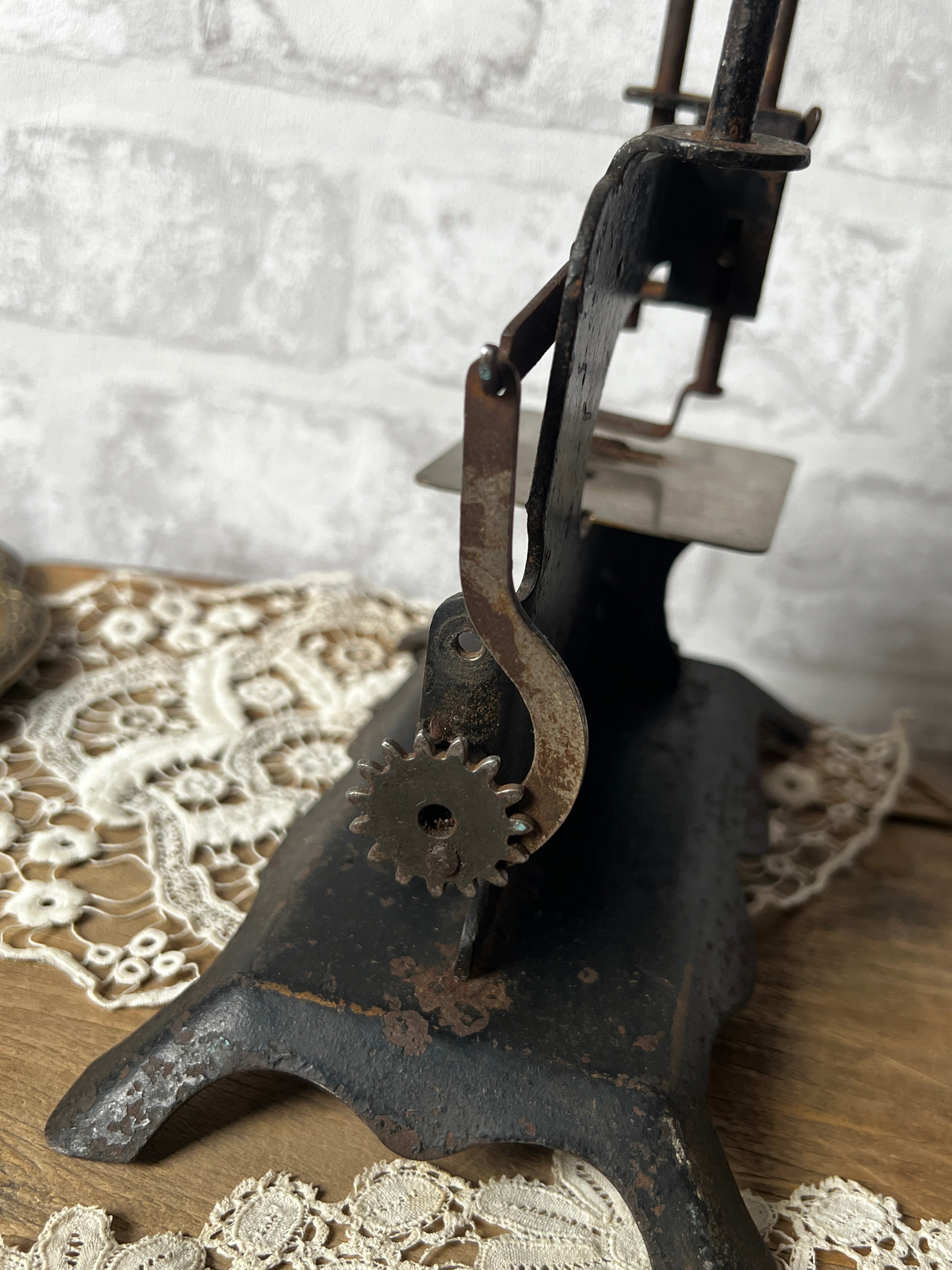 アンティークトイミシン – France Antique 銀色アンティーク