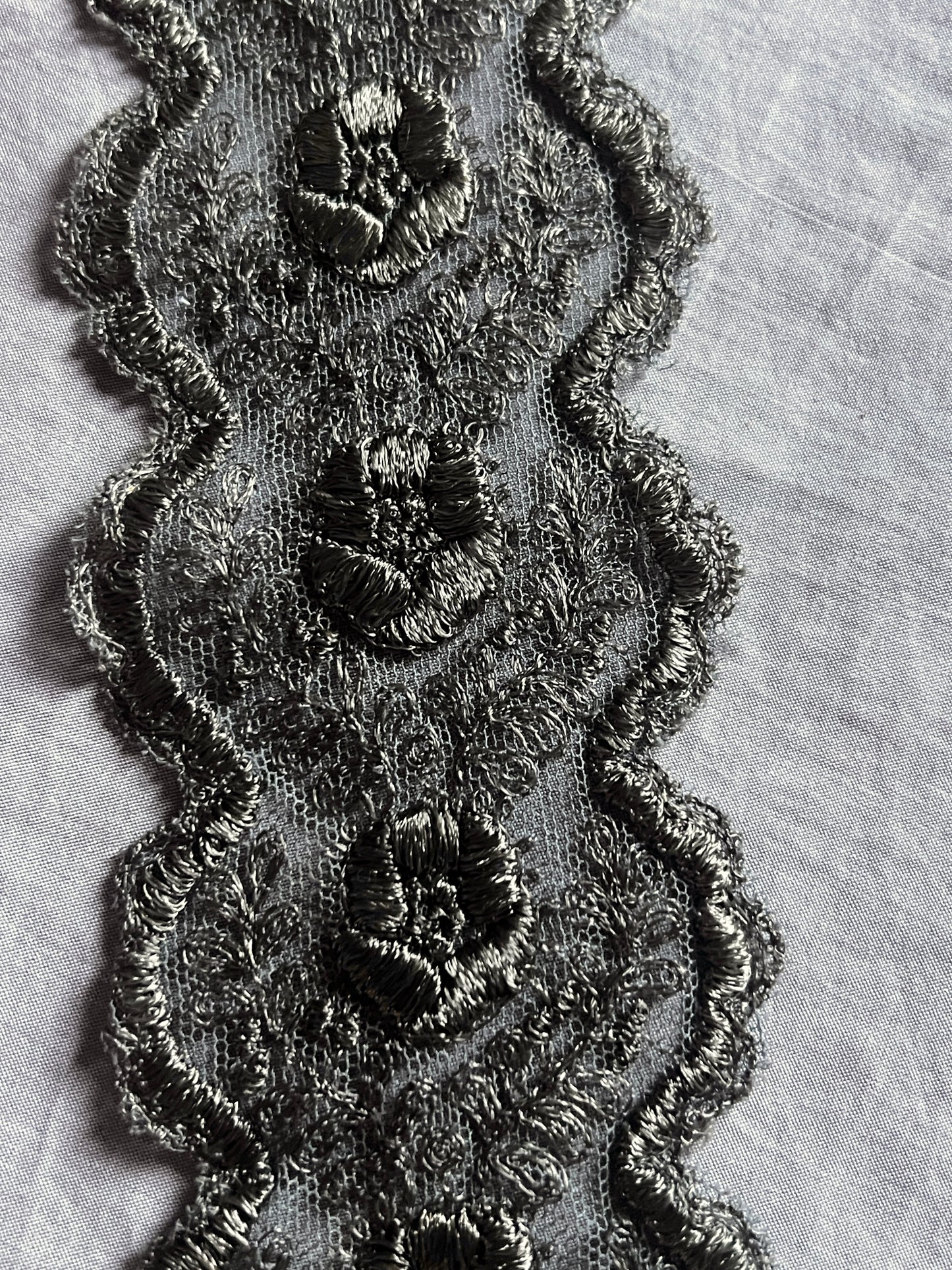 ★チュール刺繍レース