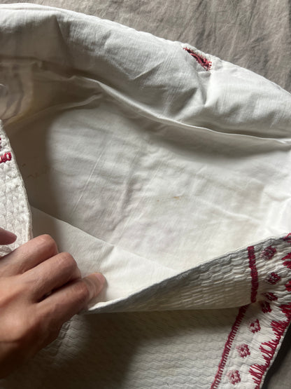 刺繍リネンケース(ボタン付き)