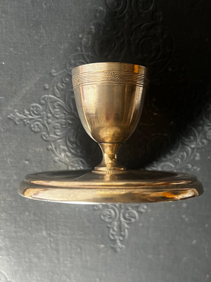 ★メタル製エッグスタンド