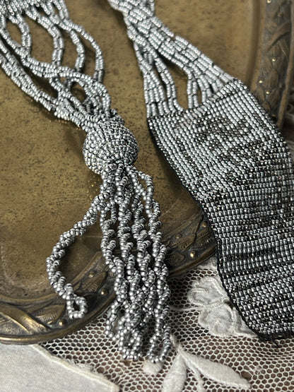 ビーズ織の飾り