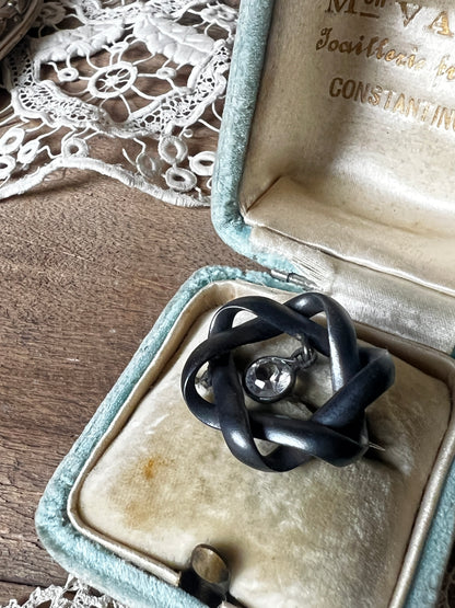 アンティークブローチ