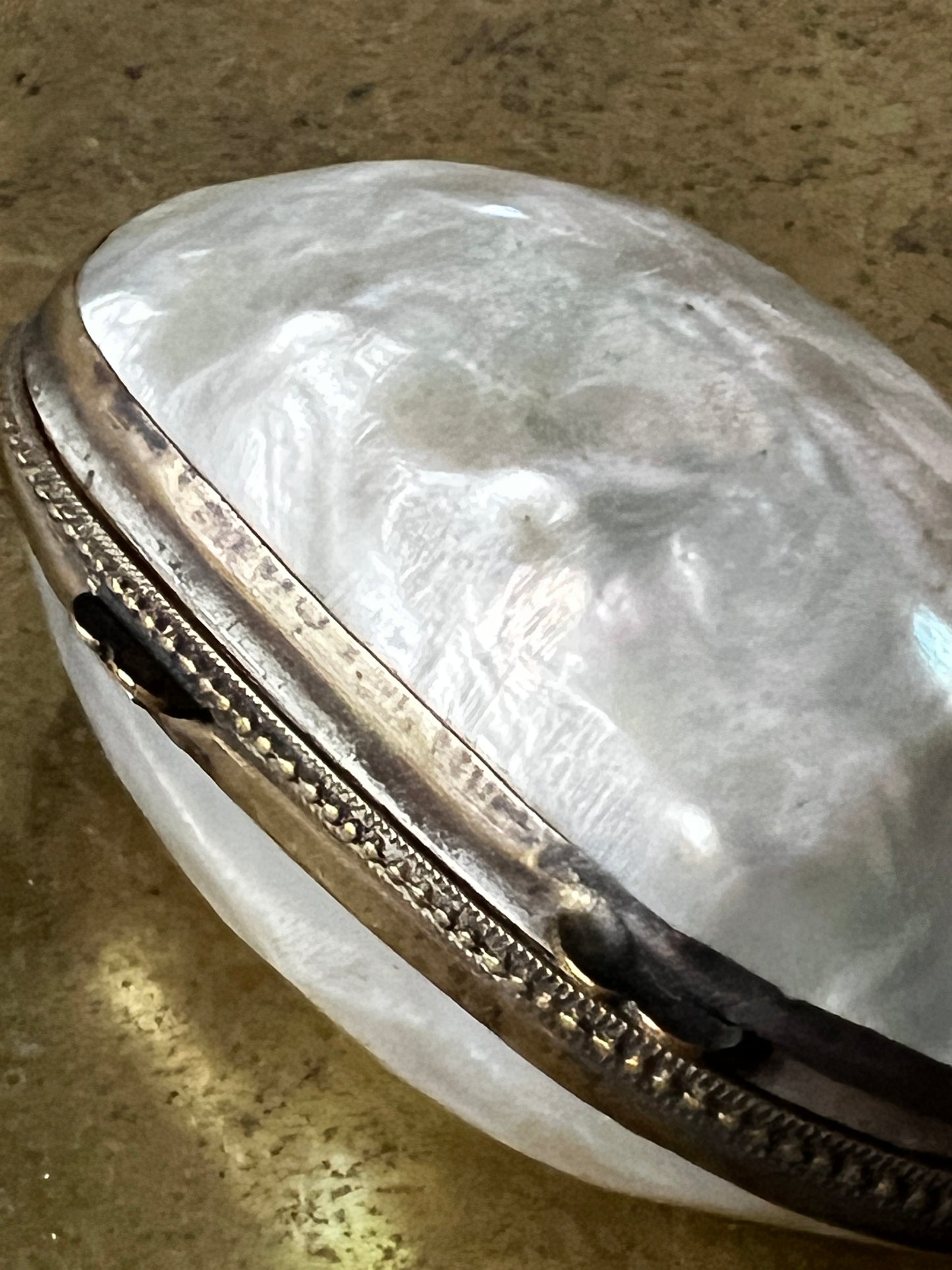 マザーオブパールの小物ケース