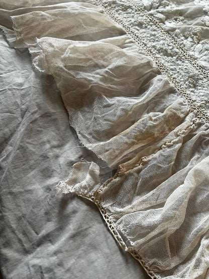 レース飾り端布(ダメージ)