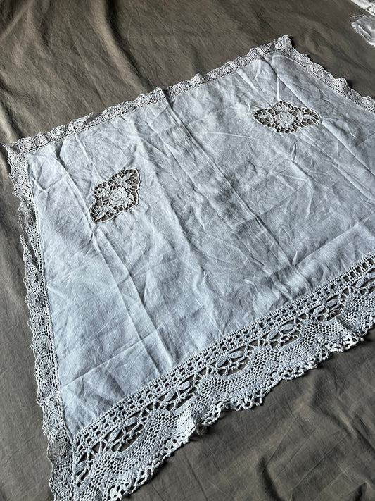 台形リネンクロス