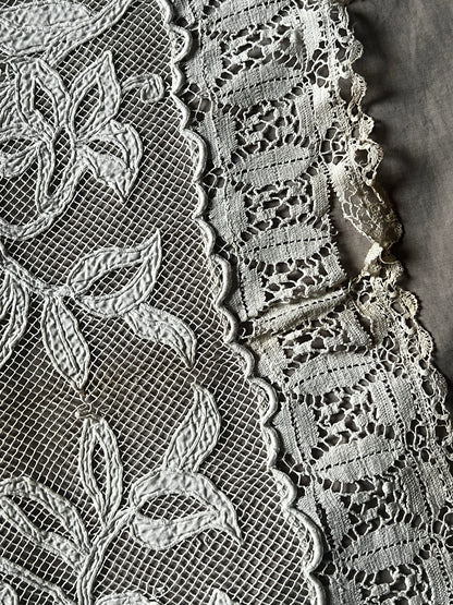★アンティークレース飾り布