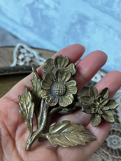 ★真鍮製花の飾り