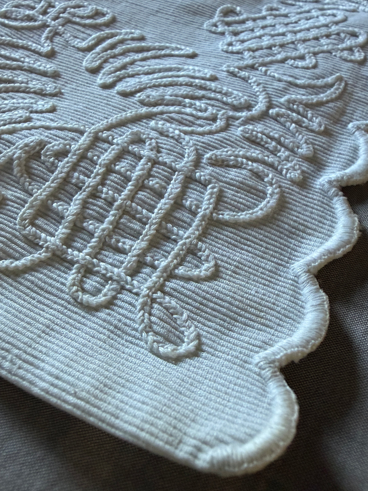 モノグラム刺繍ランジェリーサック