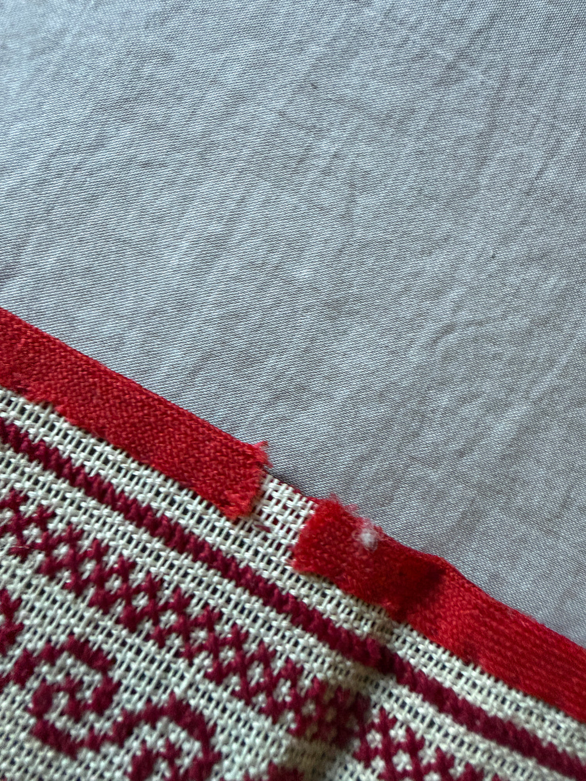 赤糸刺繍サンプラー(1885)